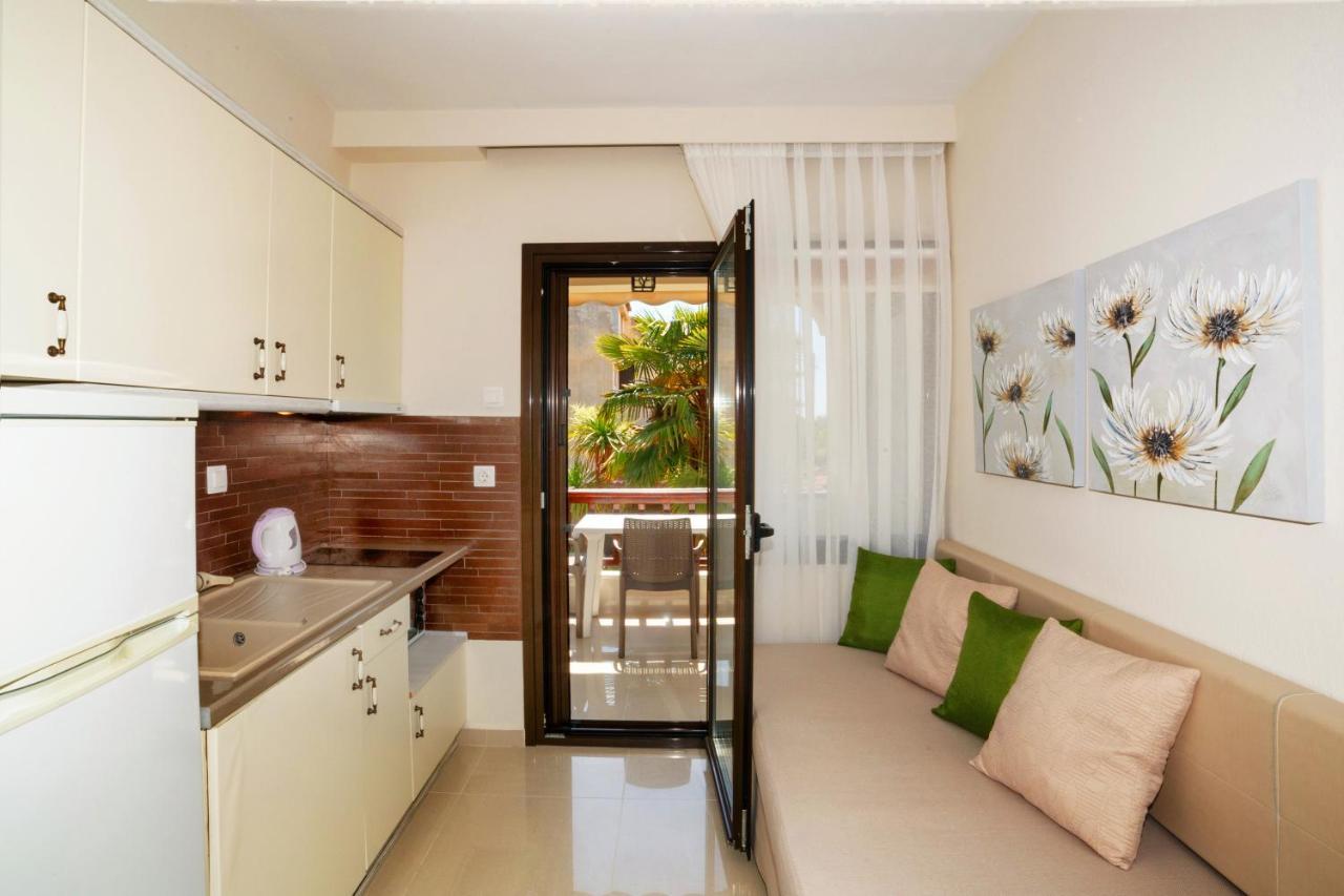Apartments Kassandrinos-Maria Nikiti  Exterior photo